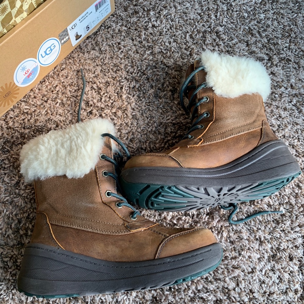 Ugg Boots Used Good Condition With Box Size 5 - image 4